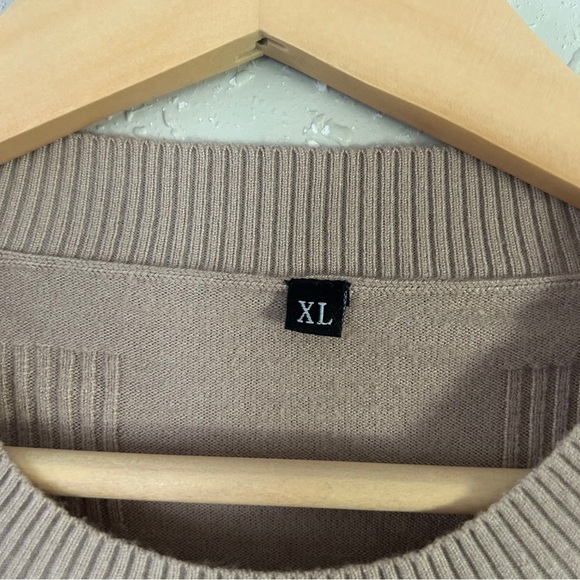 Cream Tan Crew Neck Sweater Lightweight Knit Casual Neutral Soft Comfy XL - Picture 2 of 6